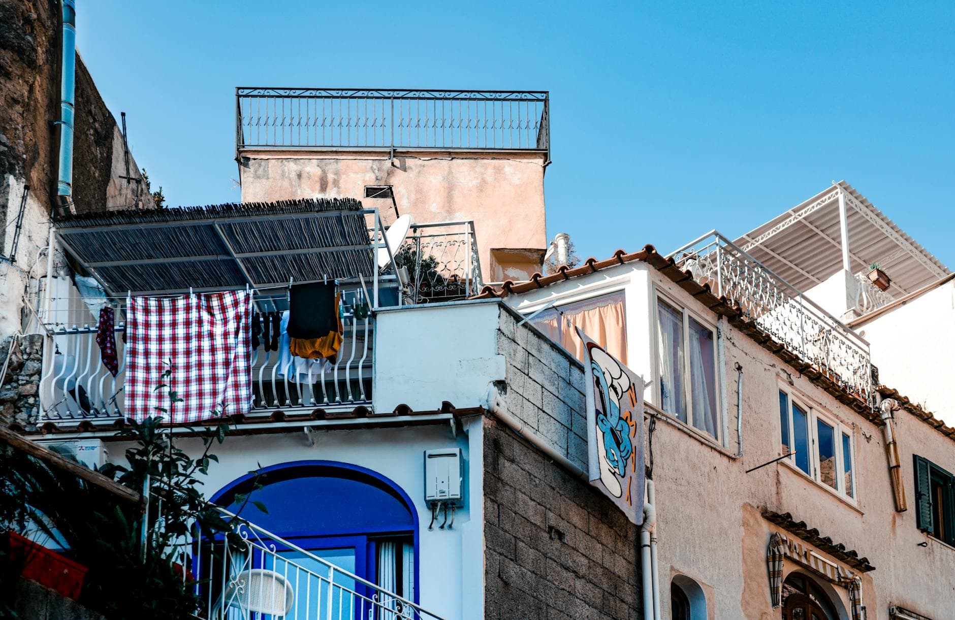 ¿Cómo comprar terraza cubierta en edificios residenciales?